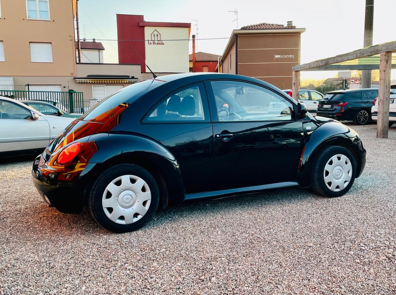 Volkswagen New Beetle 1.6