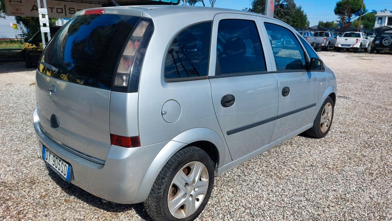 Opel Meriva 1.4 16V GPL-TECH Club