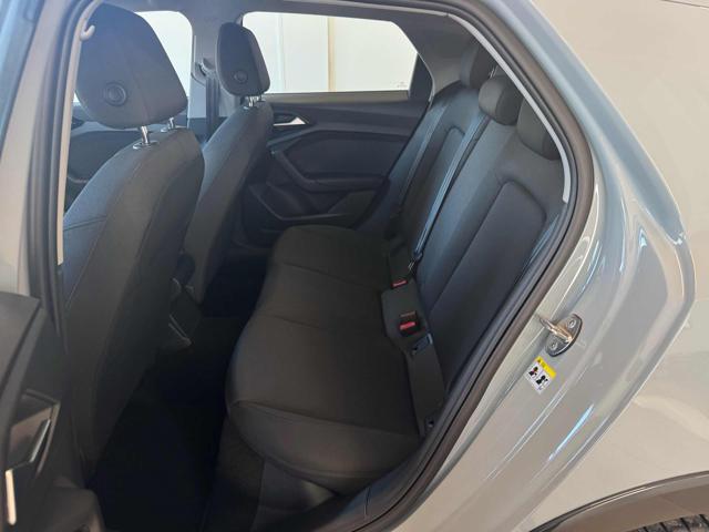 AUDI A1 allstreet 30 TFSI S tronic Identity Contrast