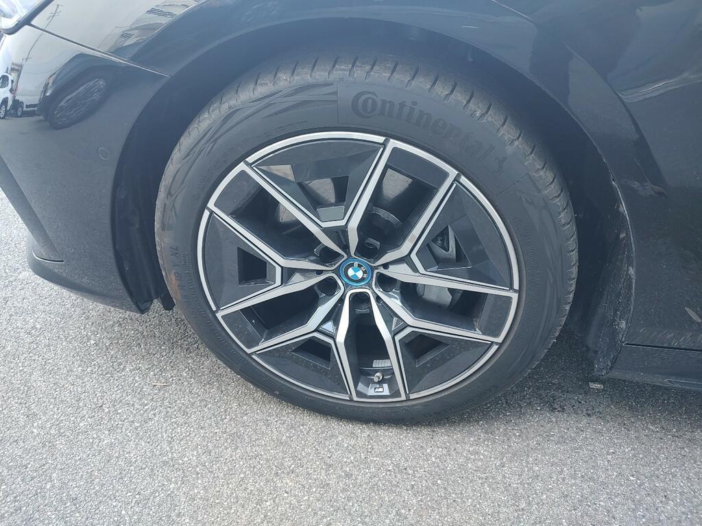 BMW Serie 5 Touring i5 MSport edition eDrive40