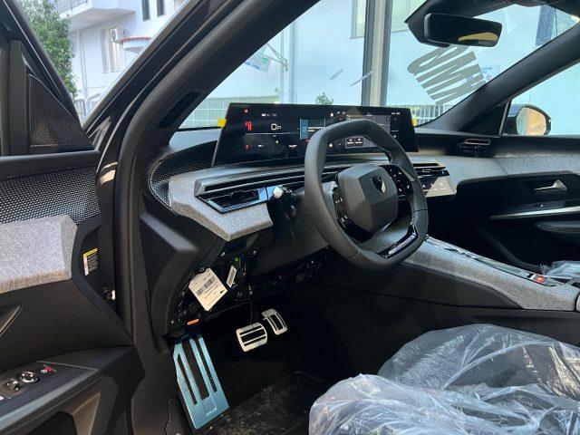 PEUGEOT 3008 Hybrid 145 e-DCS6 GT da ?389,00 mensili