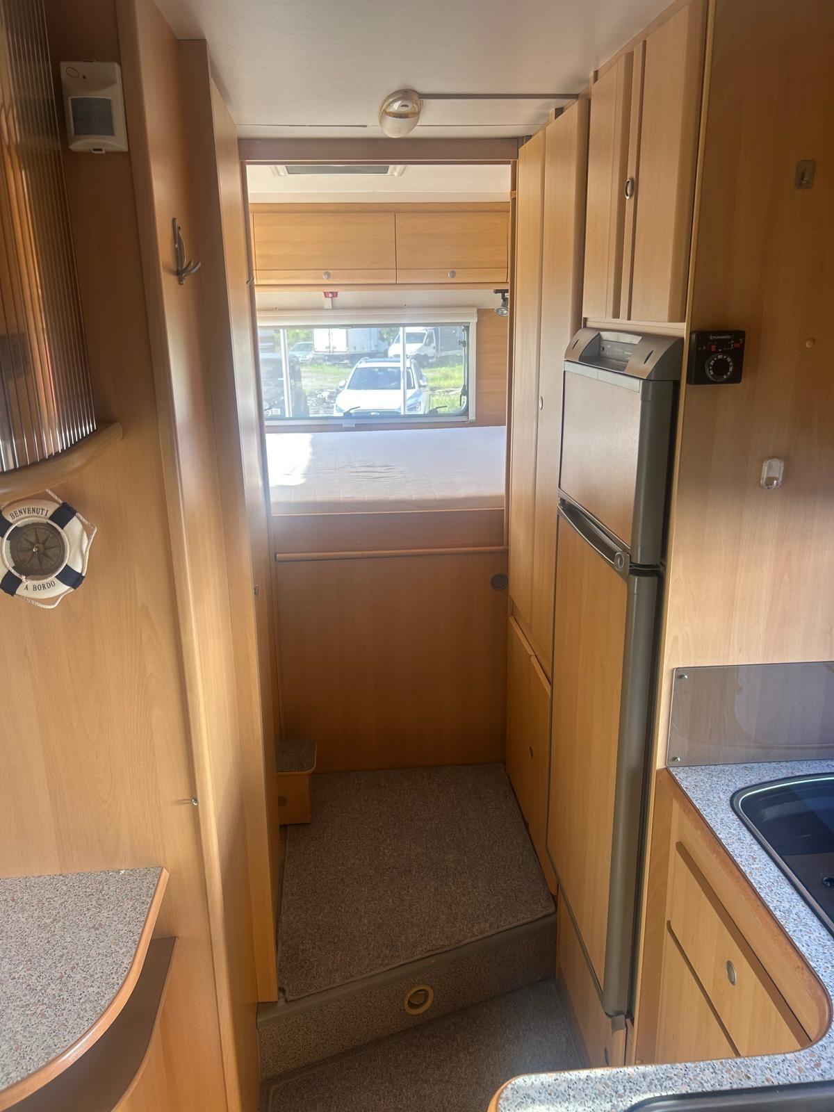 000 MANSARDATO Globetrotter del 2001 in saldo