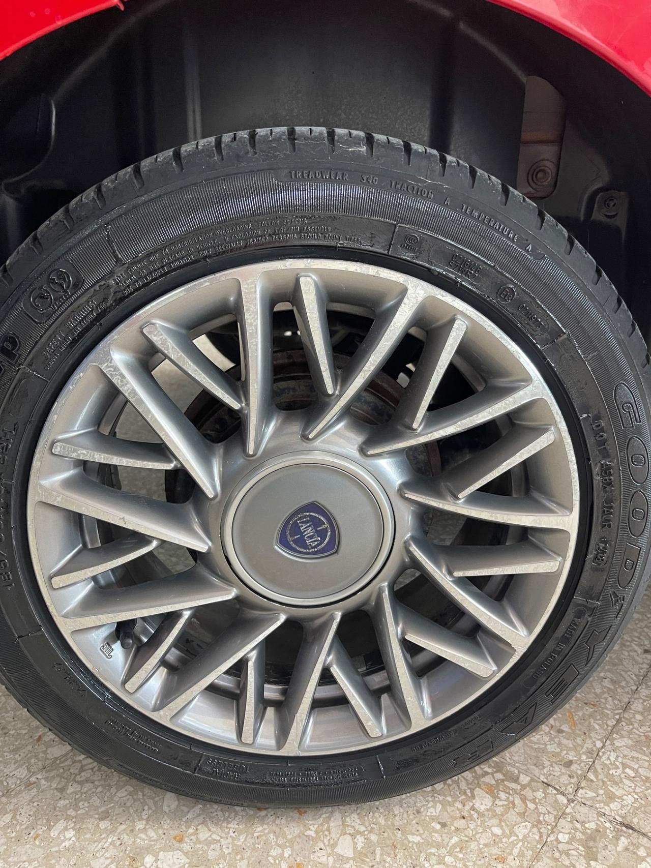 Lancia Ypsilon 1.3 MJT 16V 95 CV 5 porte S&S Platinum