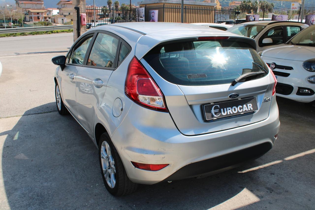 Ford Fiesta 1.4 5 porte Bz.- GPL