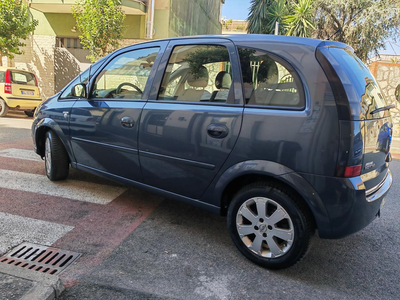 OPEL MERIVA 1.3 CDTI CV75KW55 COSMO