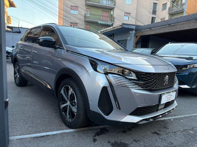 PEUGEOT 5008 Hybrid 136 e-DCS6 GT