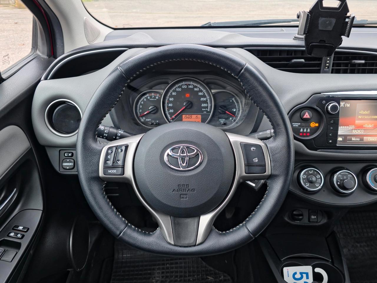 Toyota Yaris 1.0 5 porte Lounge 2015-E5 Manuale NEO