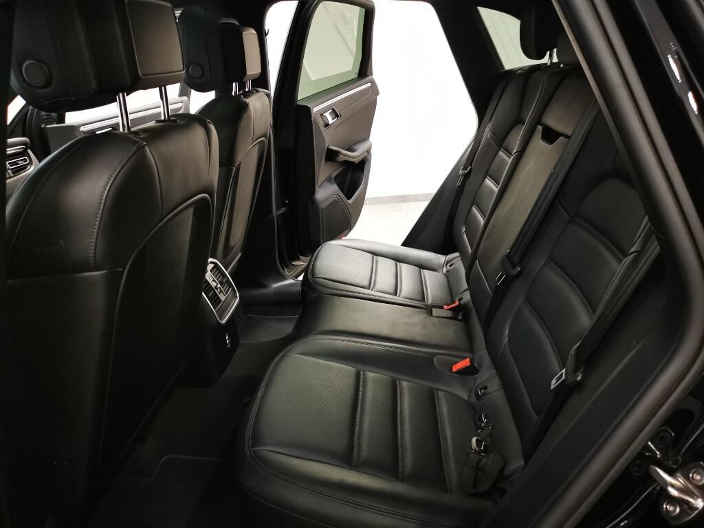PORSCHE Macan 2.0 T