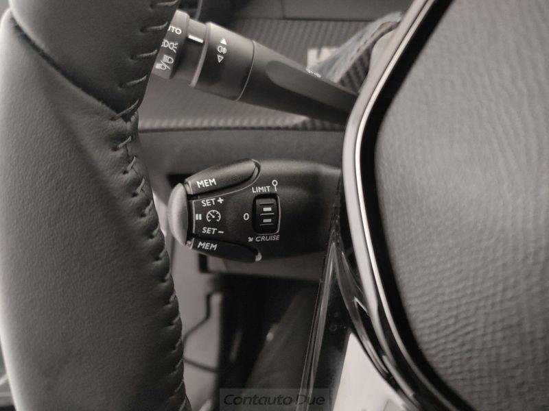 Peugeot 2008 2008 1.2 hybrid Allure 145cv e-dcs6