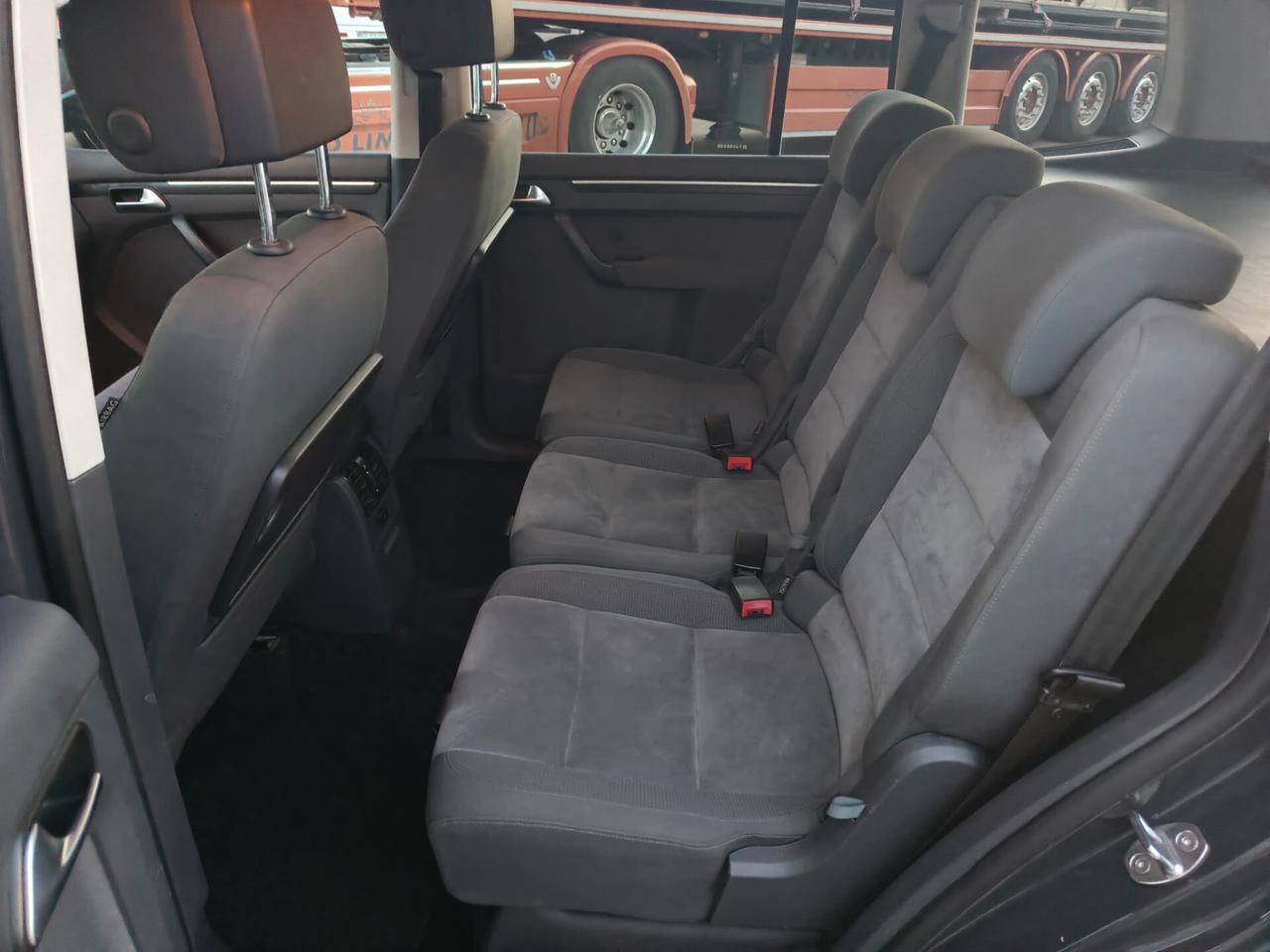 Volkswagen Touran 1.4 TSI Highline EcoFuel