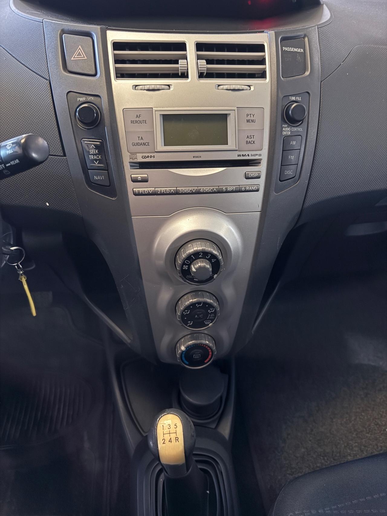 Toyota Yaris 1.3 5 porte