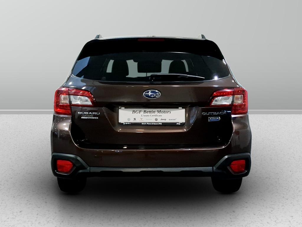 Subaru Outback 2.0d Unlimited lineartronic my16