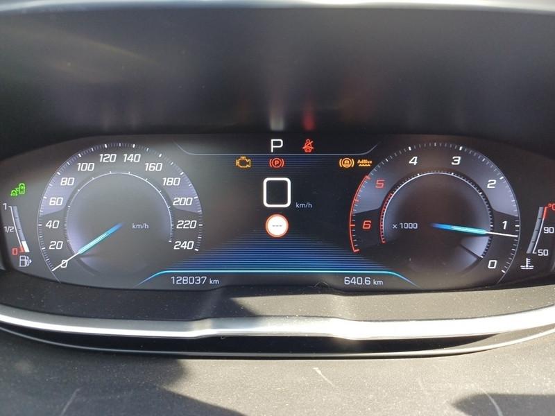 PEUGEOT 3008 BlueHDI 130 EAT8 S/S Allure