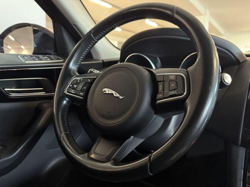 Jaguar F-Pace F-Pace 2.0 D 180 CV AWD aut. Prestige
