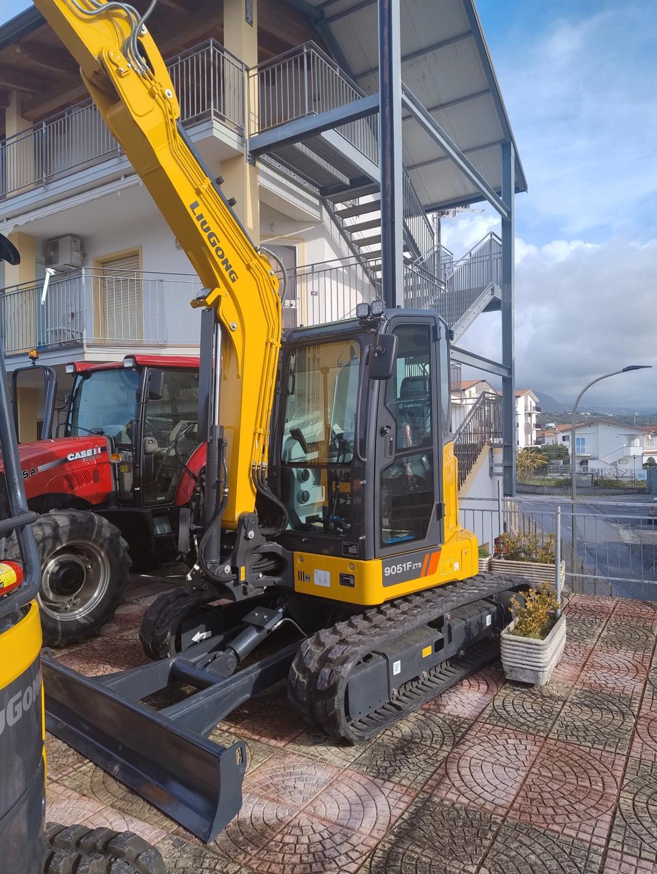 Escavatore Nuovo LiuGong 9051F (51 Quintali)