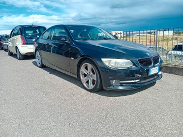 BMW 320 d Coupe Futura 184cv X COMMERCIANTI