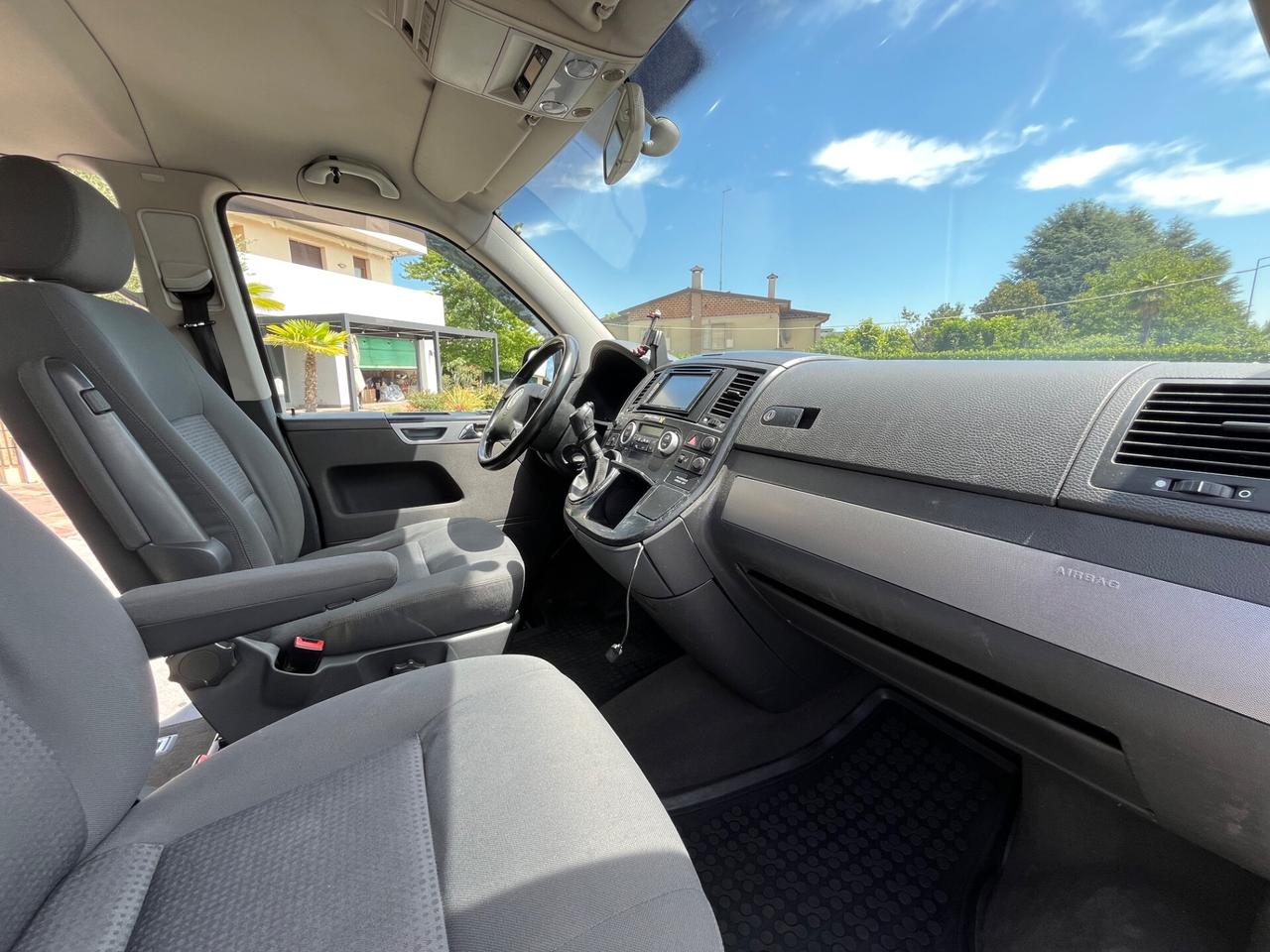 Volkswagen Multivan 2.5 TDI/130CV Highline