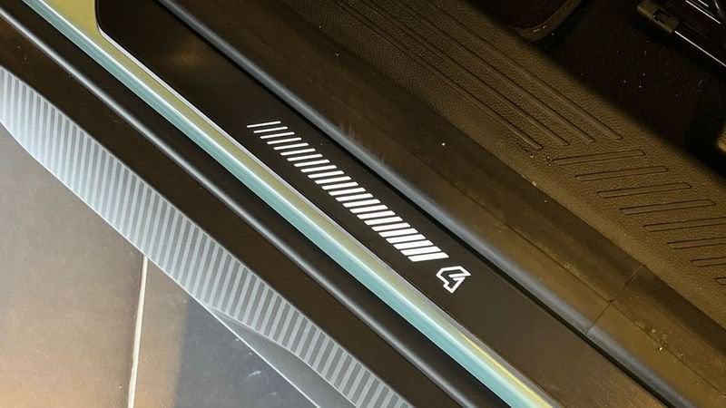 Renault 4 E-Tech Electric RENAULT iconic 150 cv comfort range