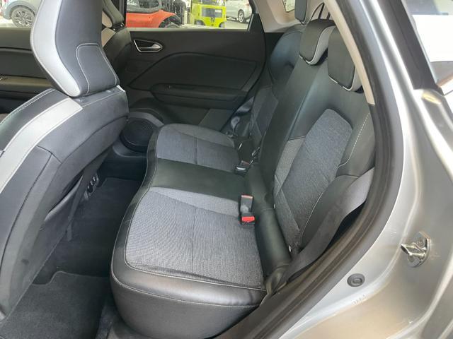 RENAULT Captur 1.0 TCE 100CV INTENS