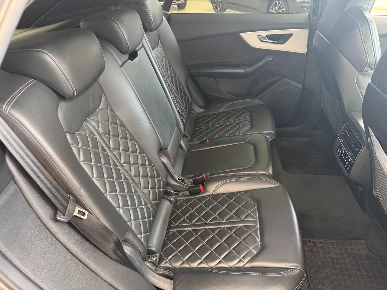 Audi Q8 50 TDI 286 CV quattro tiptronic Sport