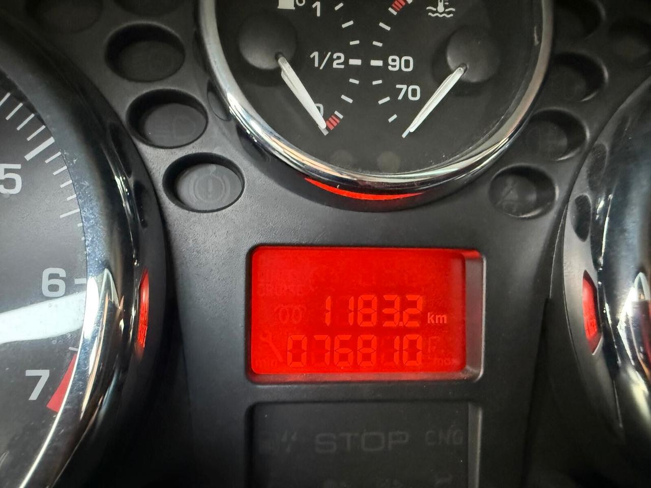 Peugeot 206 Plus 1.1 5p. Trendy pochi km