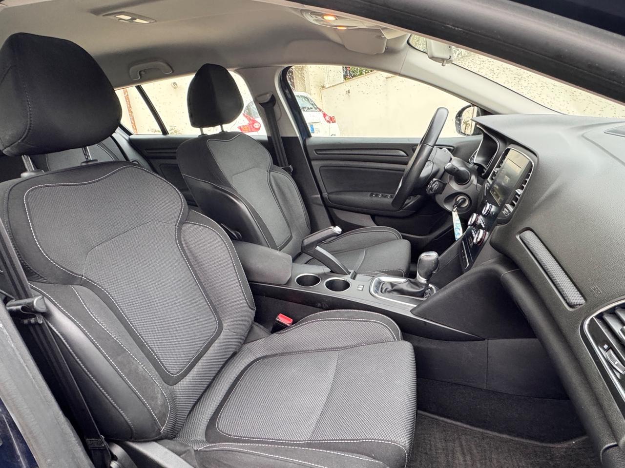 Renault Megane Mégane Sporter Blue dCi 115 CV EDC Intens