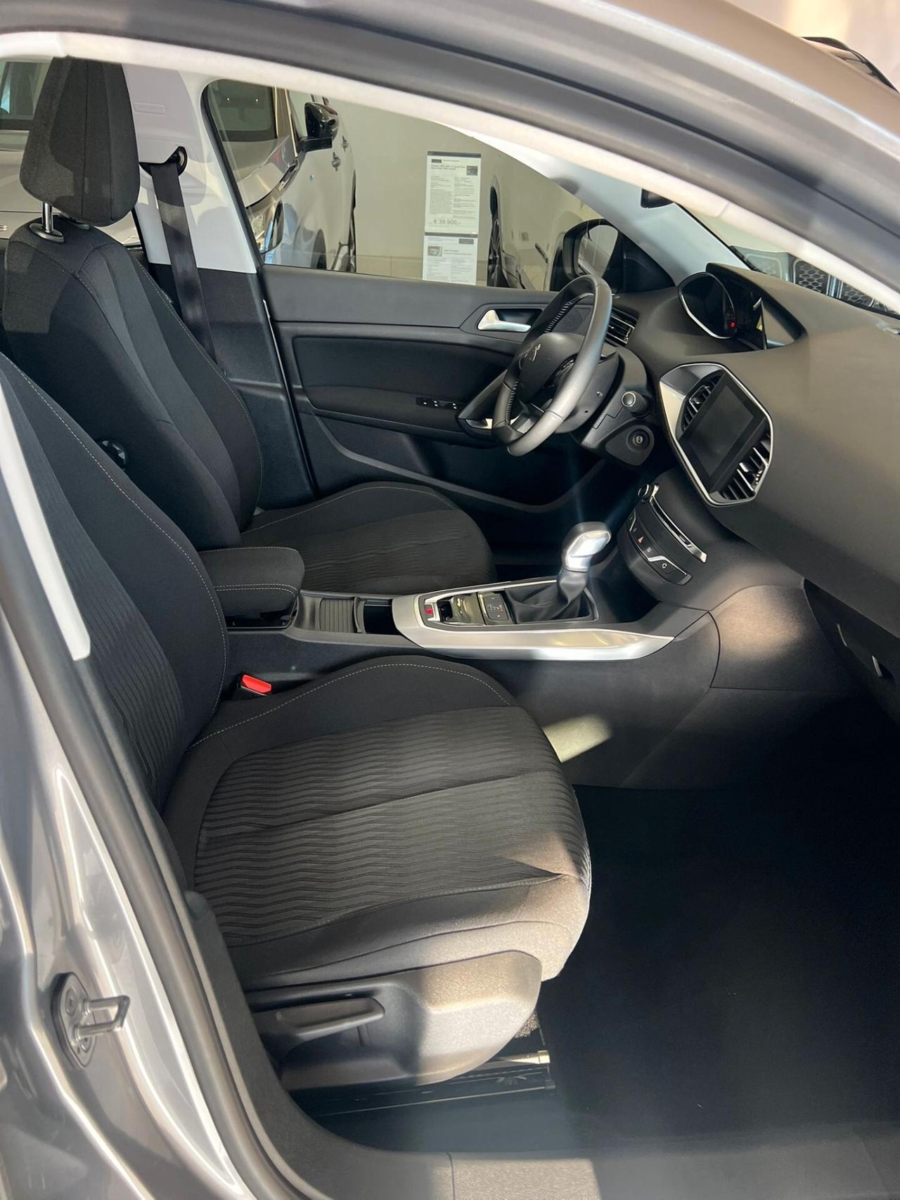 Peugeot 308 BlueHDi 150 S&S SW Allure