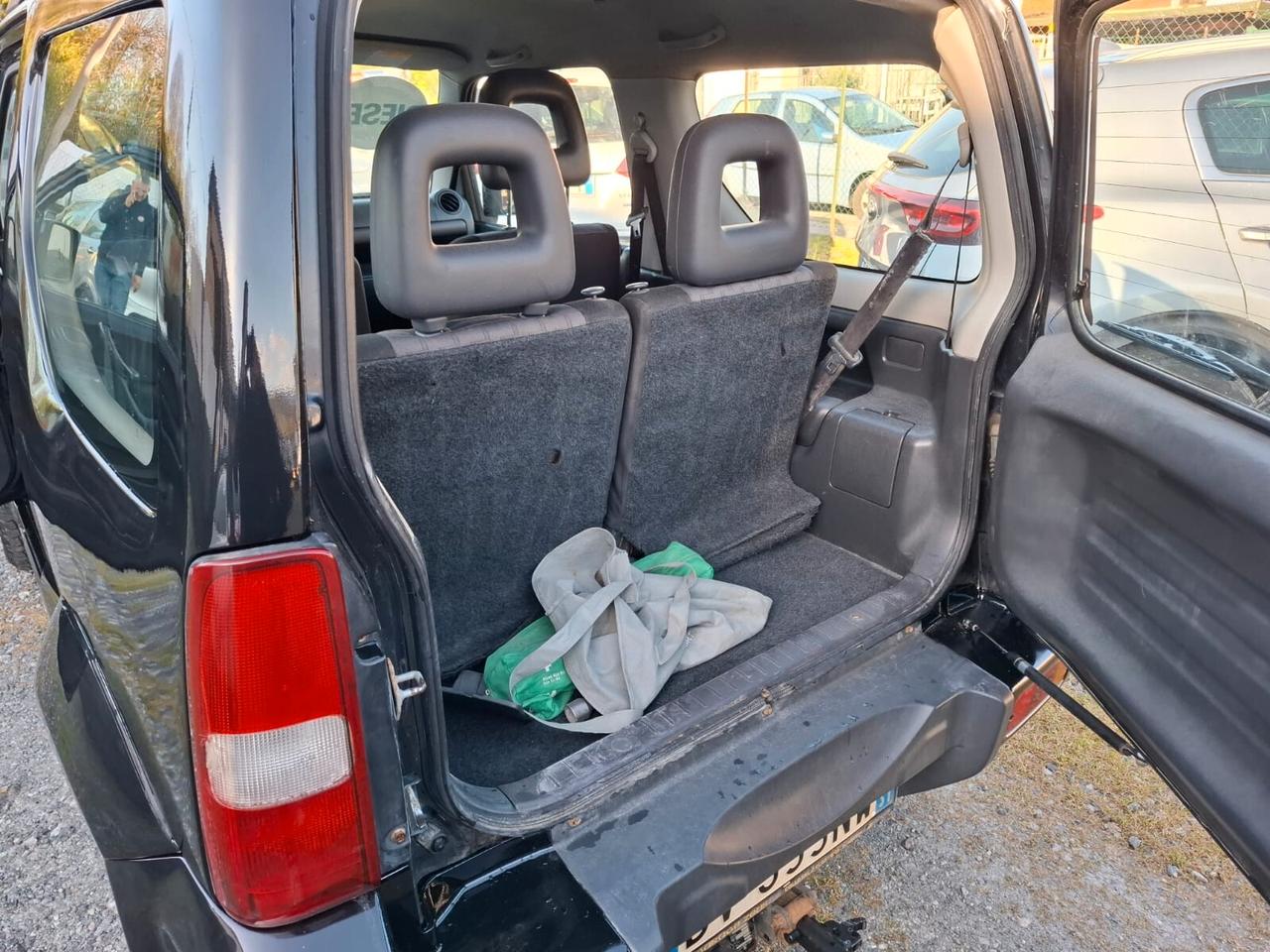 Suzuki Jimny 1.5 DDiS - CON GANCIO CARRELLO APPENDICE