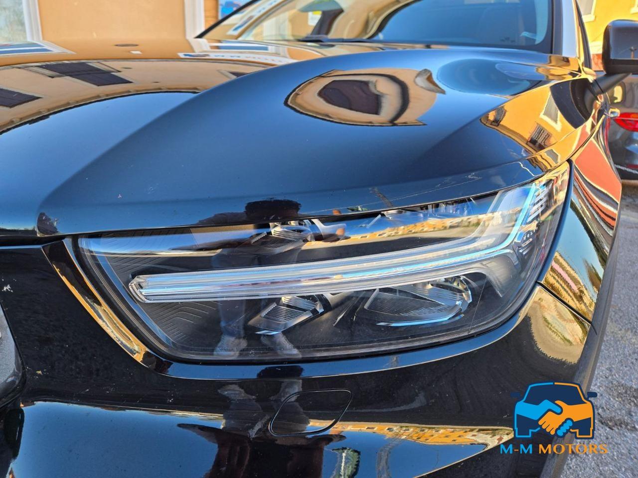 VOLVO XC40 D4 AWD Geartronic Momentum