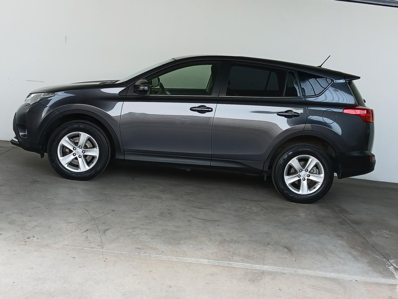 Toyota RAV 4 Style auto pari al nuovo