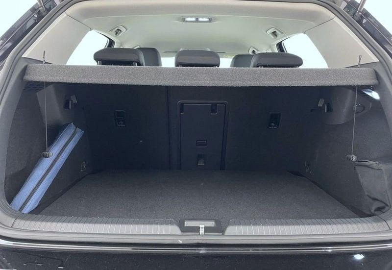 Volkswagen Golf Golf 1.0 eTSI EVO DSG Life