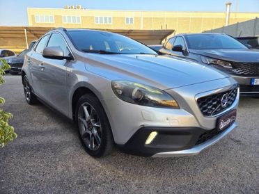 VOLVO V40 Cross Country D2 Volvo Ocean Race