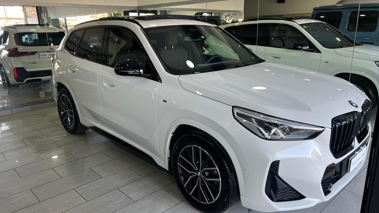 BMW X1 M SPORT TETTO UFF ITALIA