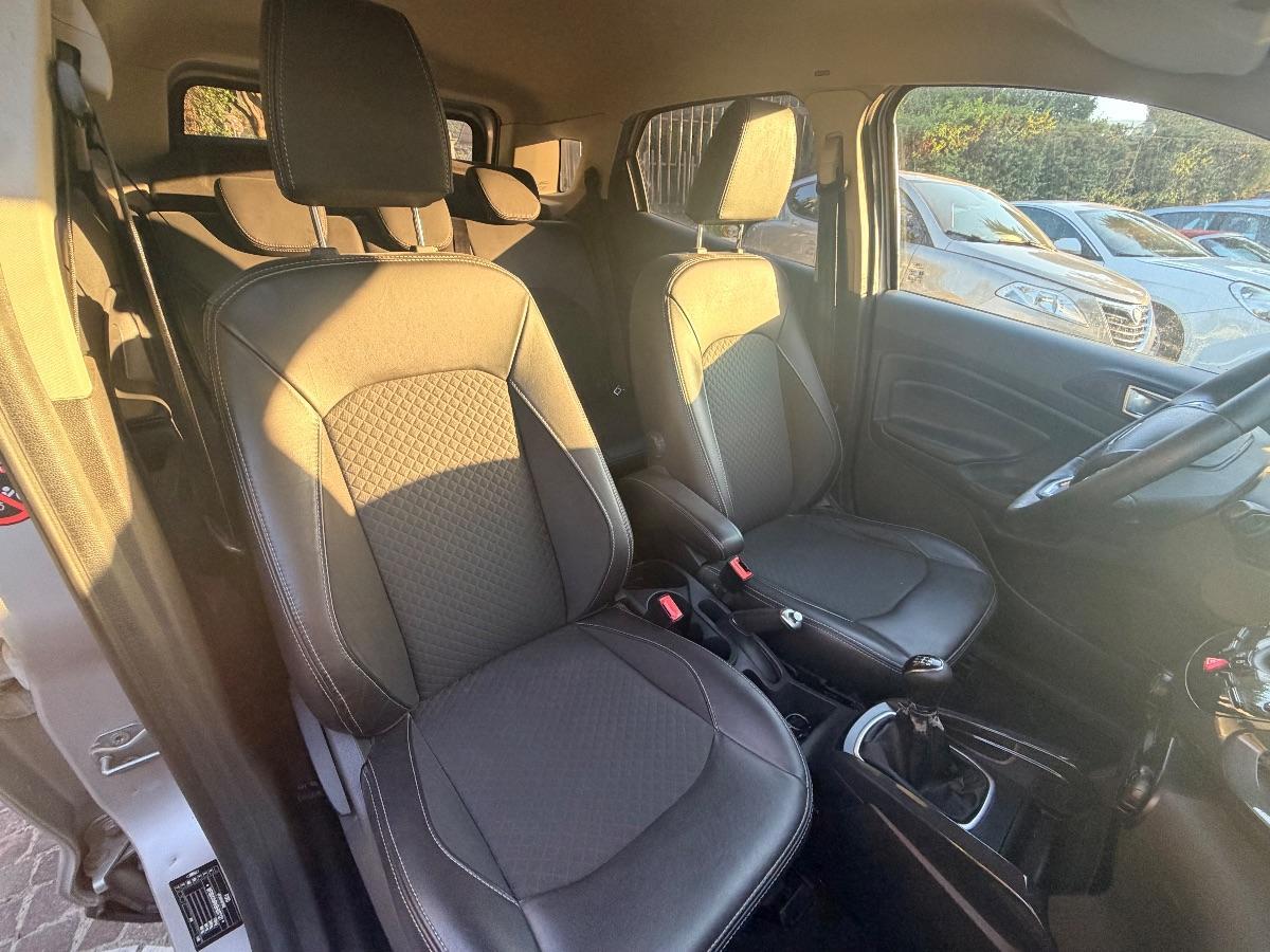 FORD EcoSport 1.5 TDCi 95 CV Titanium