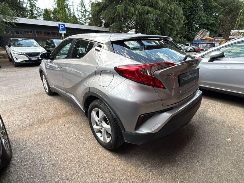 Toyota C-HR Hybrid 1.8H 122cv E-CVT Active