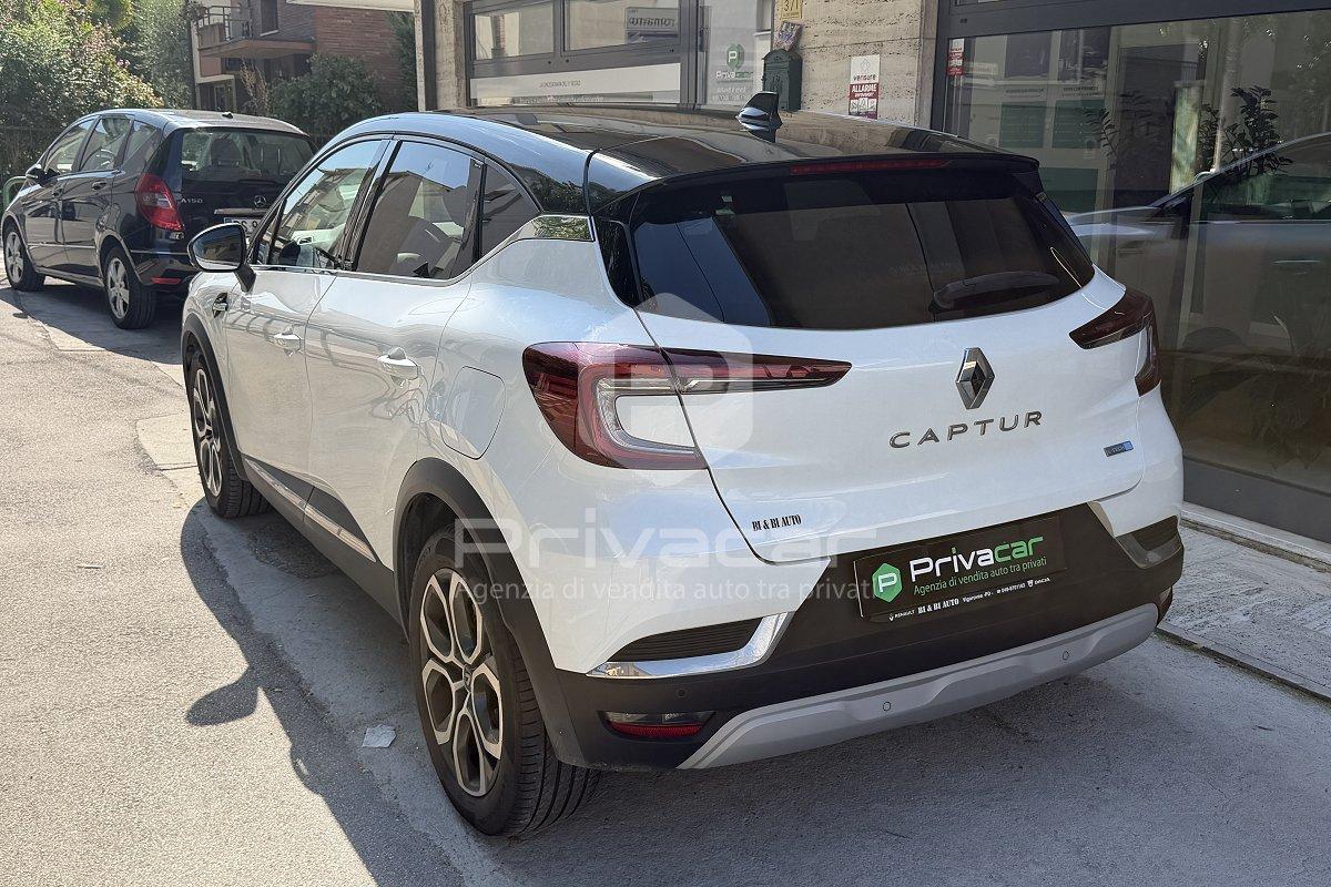 RENAULT Captur Plug-in Hybrid E-Tech 160 CV Intens