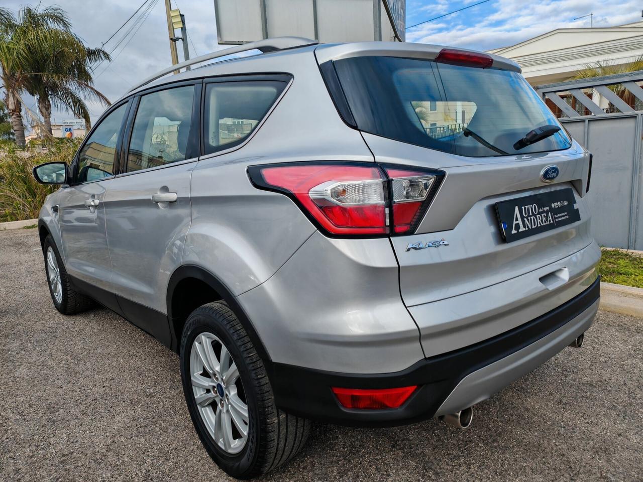 Ford Kuga 1.5 TDCI 120 CV 2WD Titanium 2018