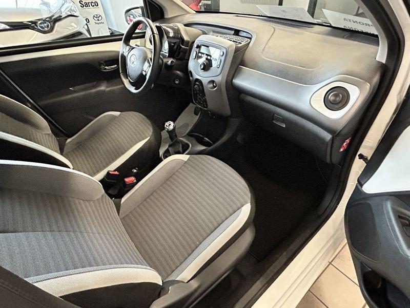 Toyota Aygo Aygo 1.0 VVT-i 69 CV 5 porte. x-cool