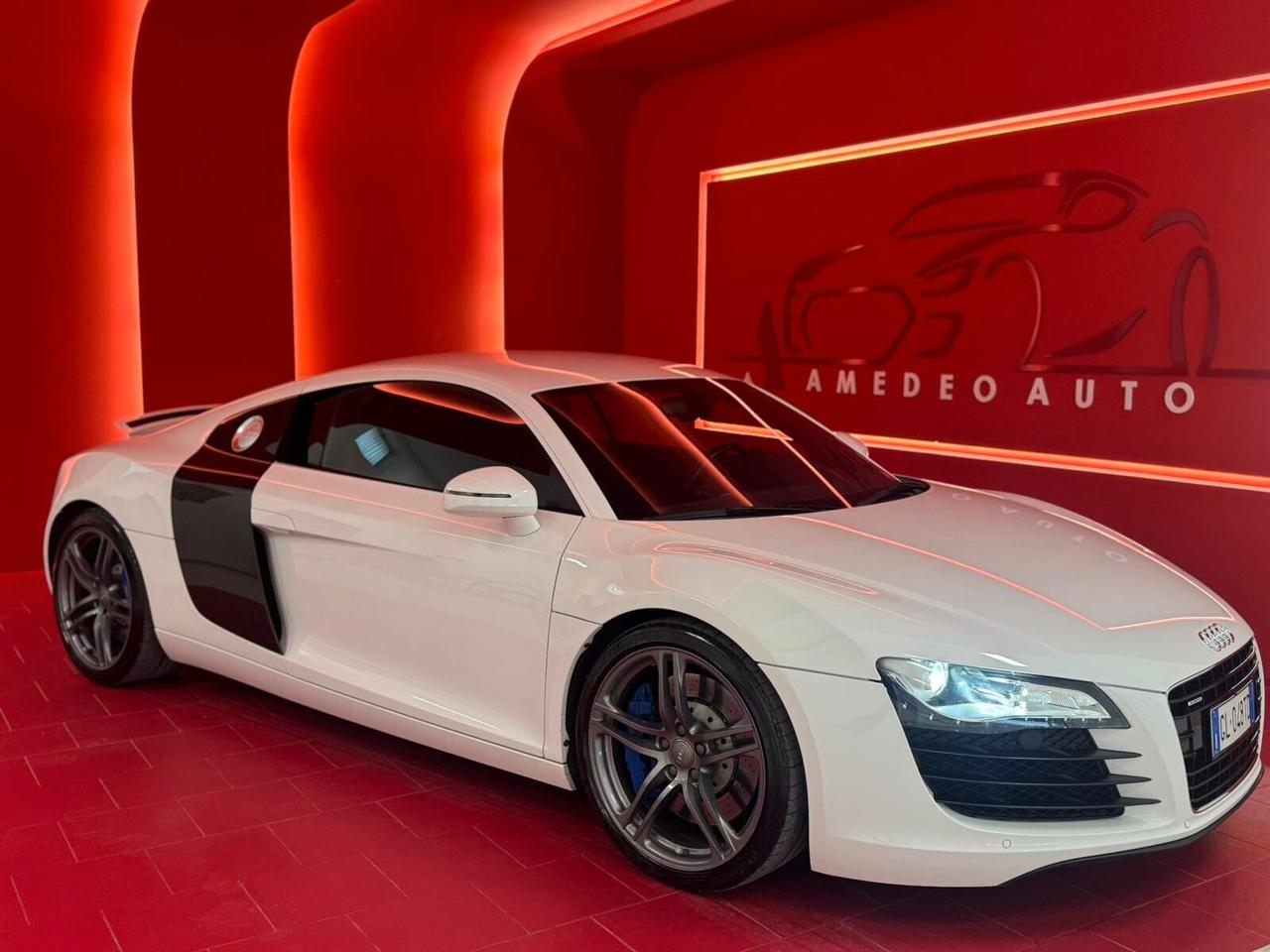 Audi R8 4.2 V8 FSI quattro R tronic