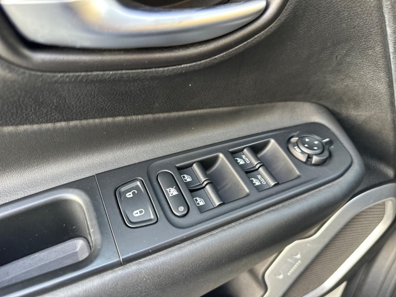 Jeep Renegade 1.6 Mjt DDCT 120 CV Limited Pelle totale/Fari full led/Navi
