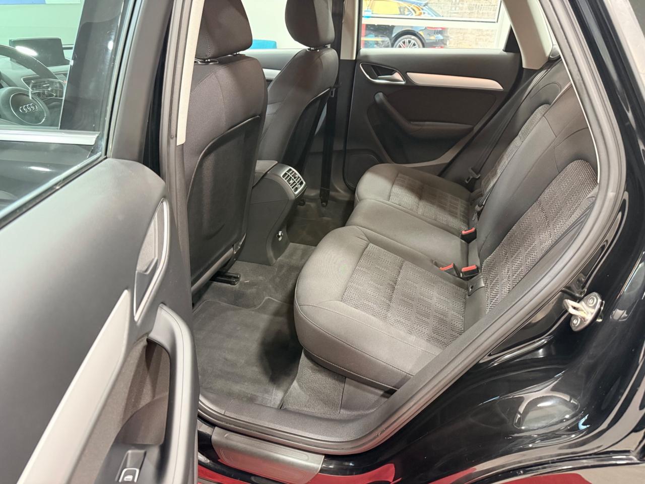 Audi Q3 2.0 TDI 150 CV quattro S tronic Sport