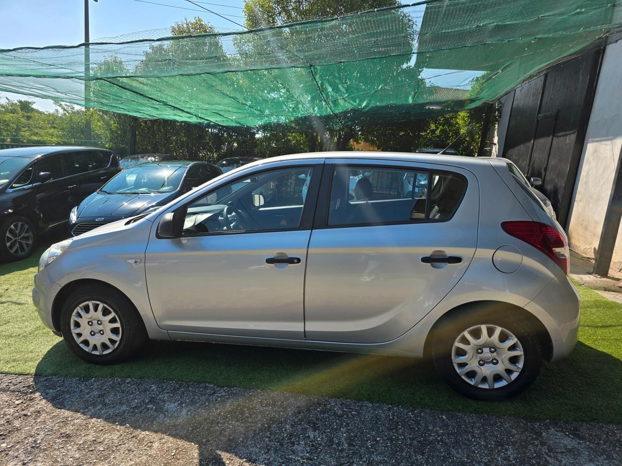 Hyundai i20 1.2BZ/GPL 78CV 78000KM-2009