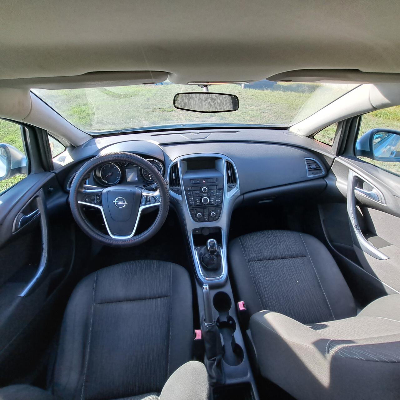 Opel Astra 1.7 CDTI 110CV Sports Tourer Cosmo