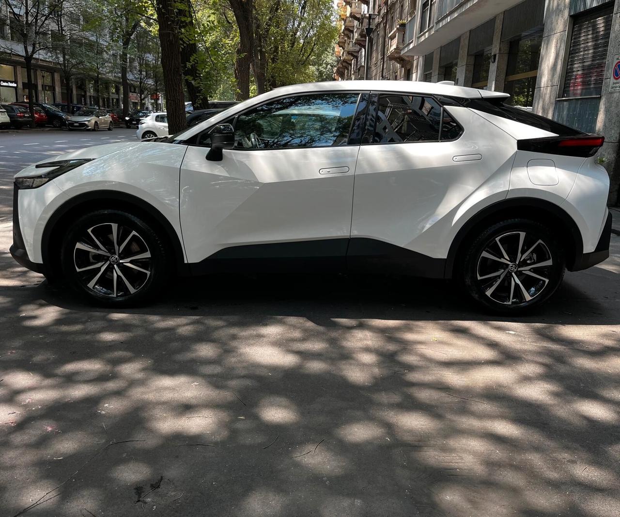 Toyota C-HR 2.0 PHEV Trend