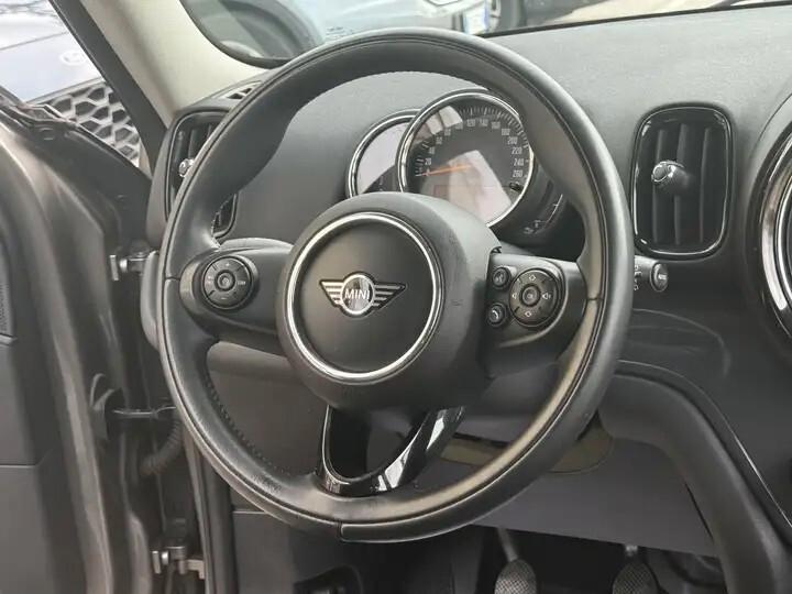 Mini Cooper Countryman 2.0 SD Business ALL4
