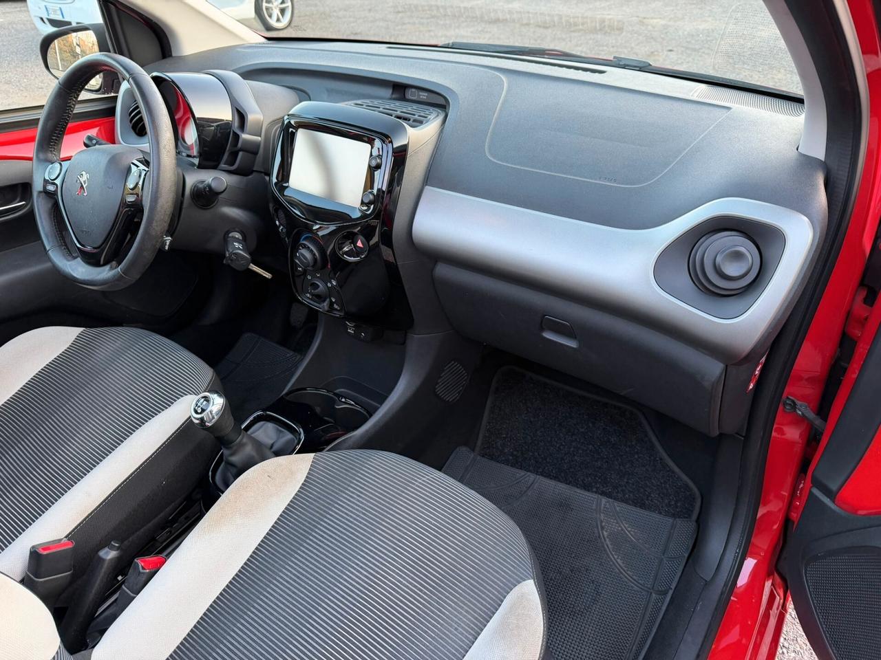 Peugeot 108 VTi 68 5 porte Active TOP!