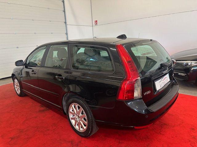 VOLVO - V50 2.0d Kinetic