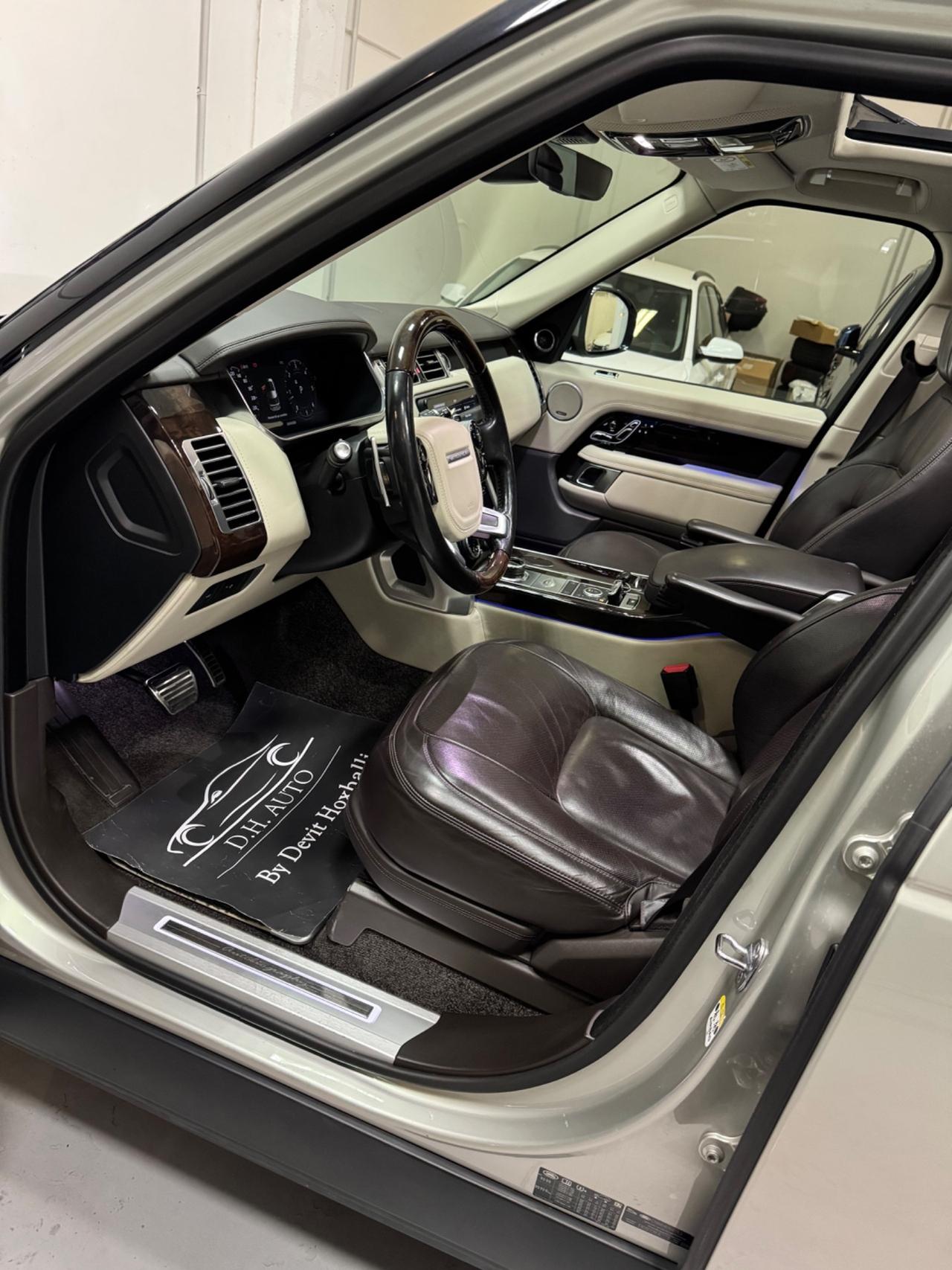 Land Rover Range 4.4 SDV8 Autobiography