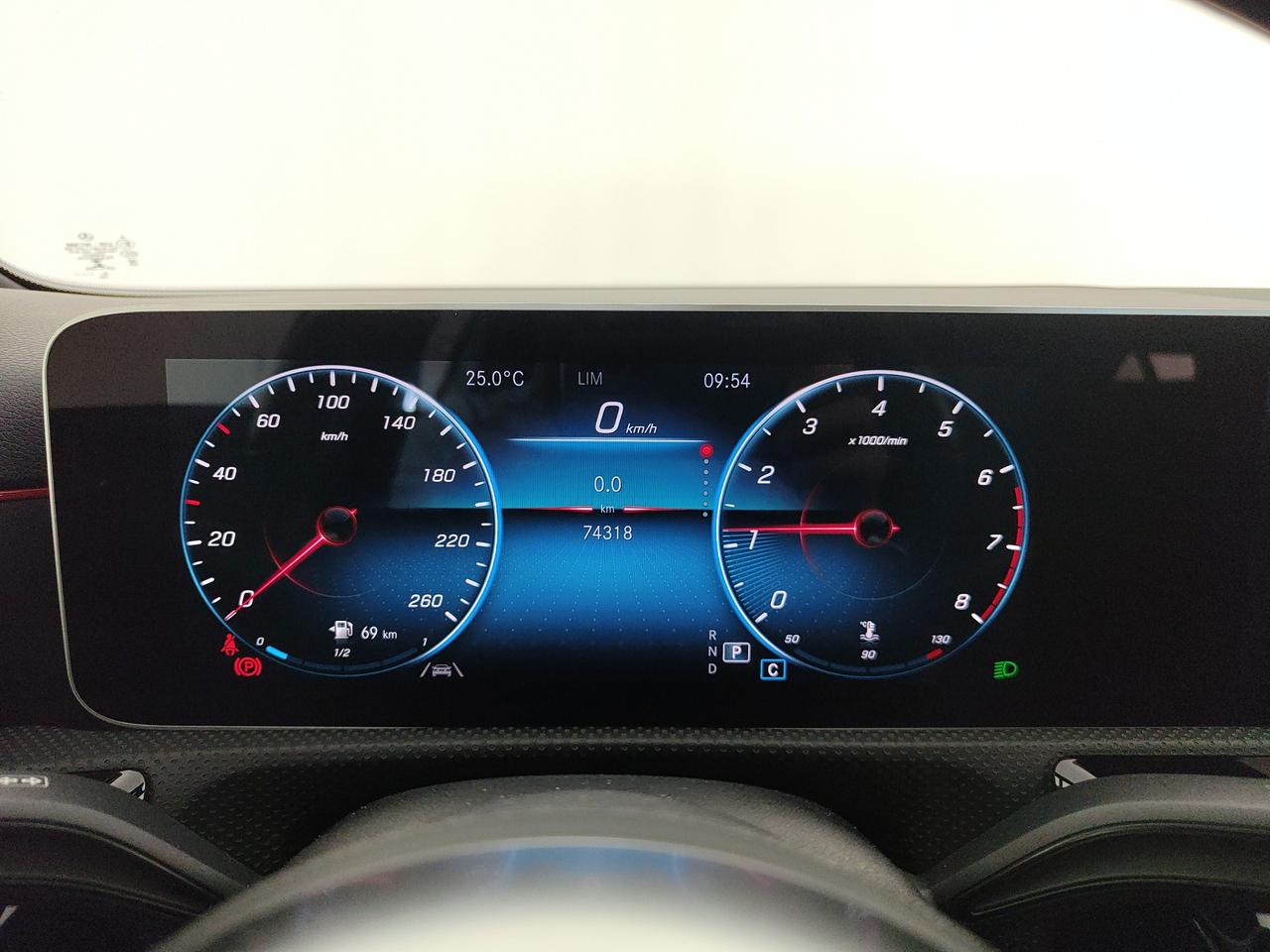 Mercedes-Benz A 180 Premium auto