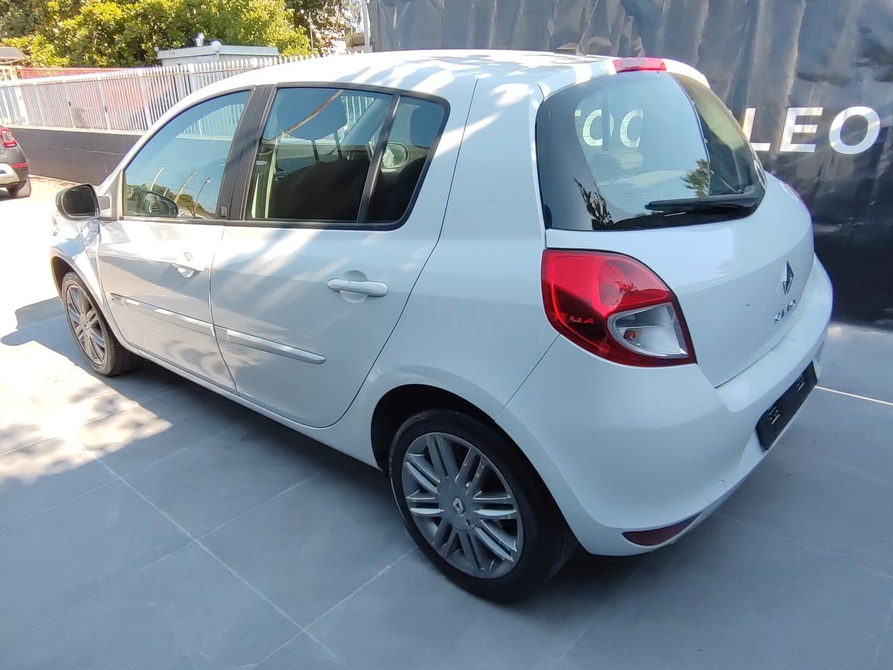 Renault Clio 1.2 BENZINA NAVIGATORE